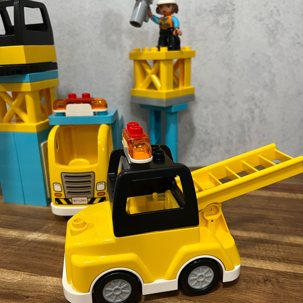 Lot of Lego DUPLO Construction Trucks Vehicles & Accessories from Set #10933 - Picture 8 of 12